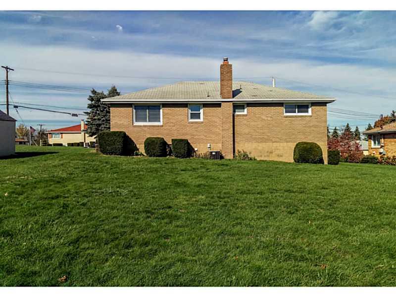 202 Barbara Drive McKees Rocks, PA 15136 - Photo 15 of 16 Exterior Back.