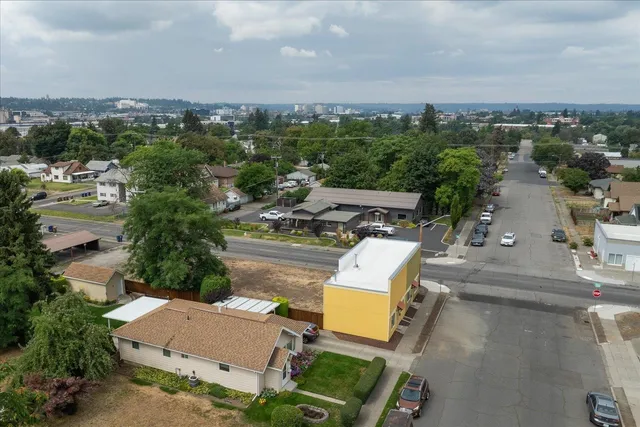 $319,000 | 2002 East Boone Avenue, Spokane, WA 99202