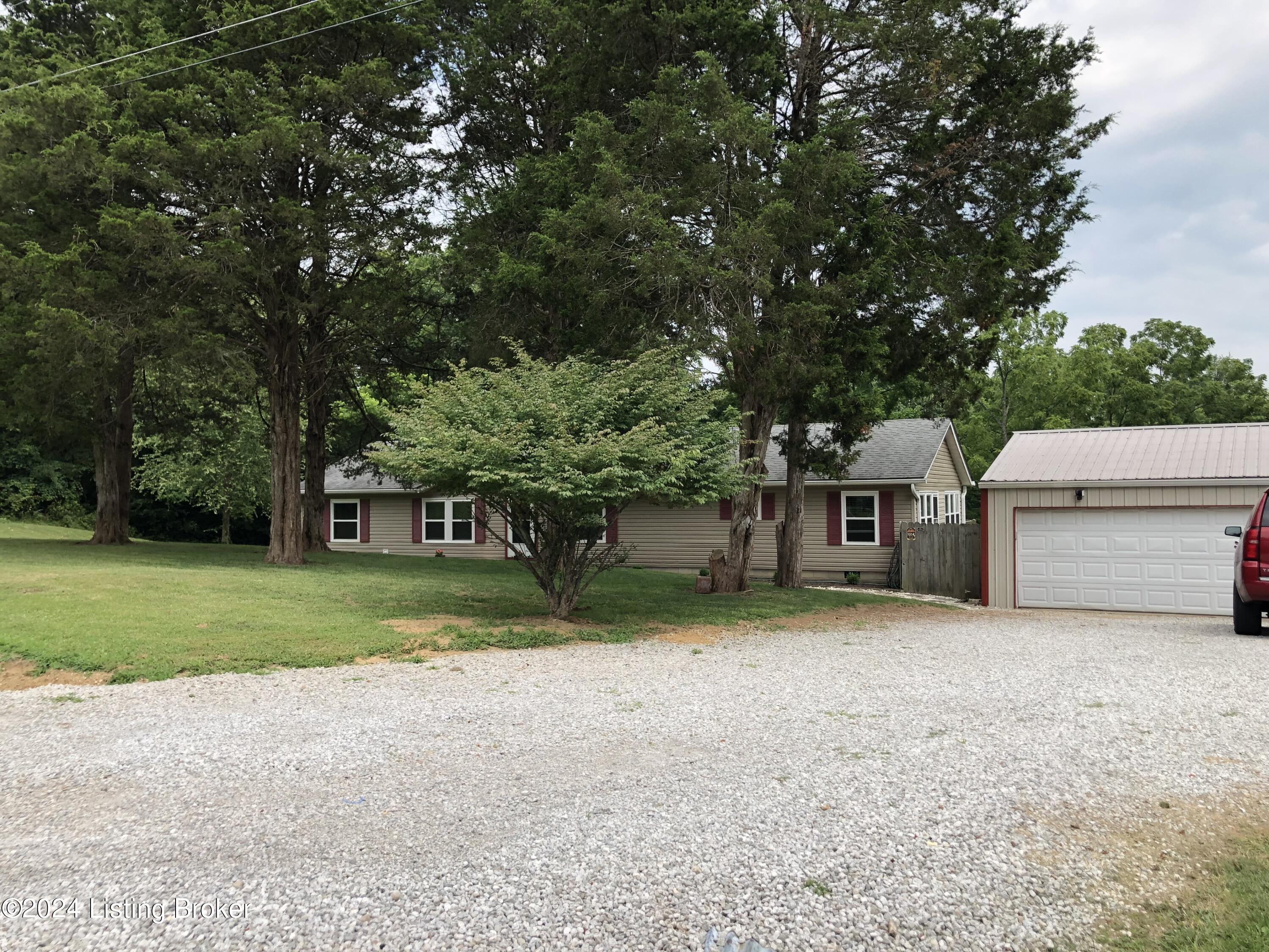 124 Fewell Road Campbellsburg, KY 40011 - Photo 3 of 45 zBfsMPreT92l4Ptb5SSVZw
