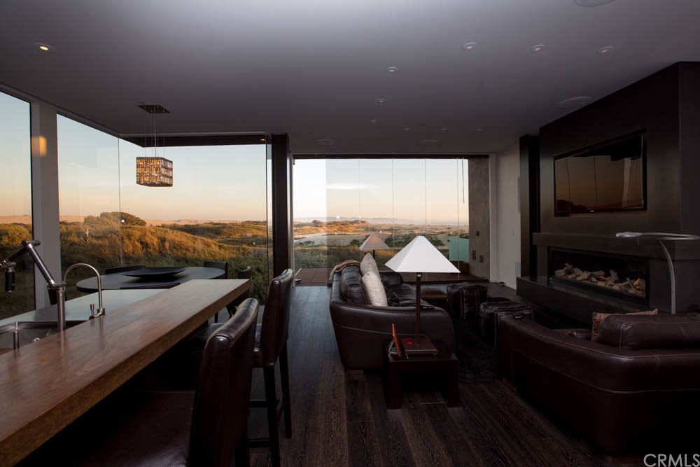 1839 Strand Way Oceano, CA 93445 - Photo 35 of 47 a living room with furniture