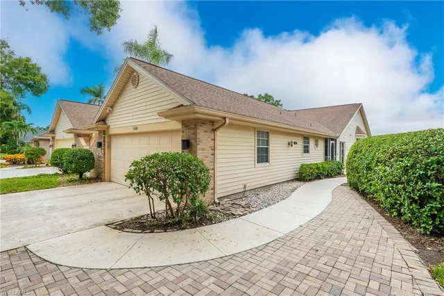 $619,900 | 6600 Ilex Circle, Naples, FL 34109