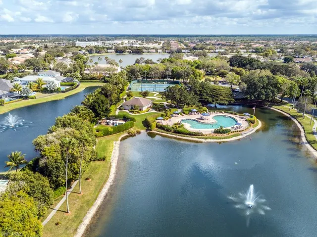 $619,900 | 6600 Ilex Circle, Naples, FL 34109