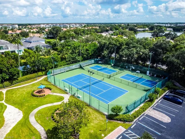 $619,900 | 6600 Ilex Circle, Naples, FL 34109