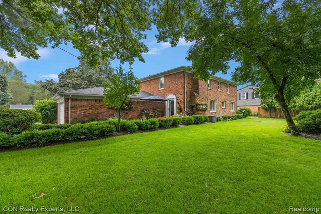 746 Birch Tree Lane Rochester Hills, MI 48306 - Photo 9 of 70