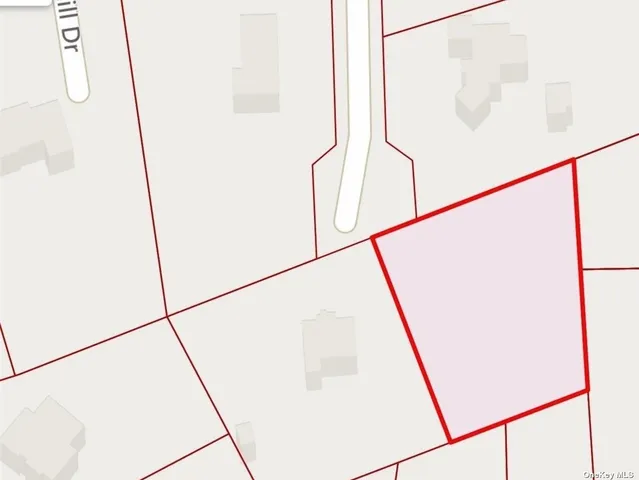 $570,000 | 15 Dolores Lane, Northport, NY 11768