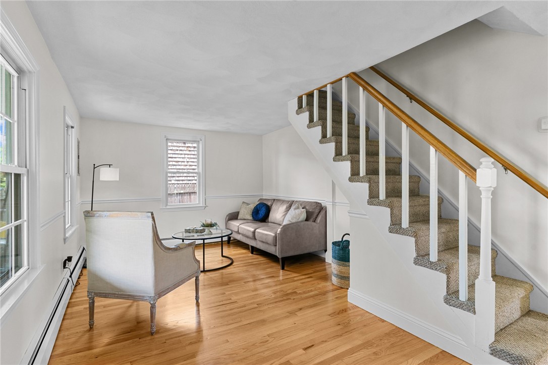 188 Reynolds Avenue Warwick, RI 02889 - Photo 13 of 47