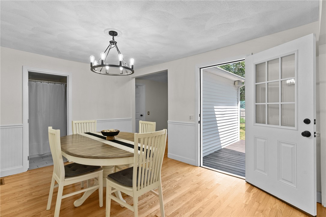 188 Reynolds Avenue Warwick, RI 02889 - Photo 25 of 47