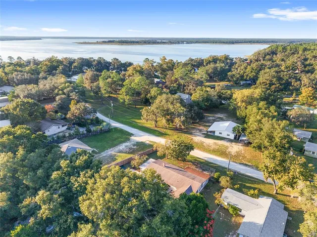 $299,987 | 24450 Northeast 127 Street, Fort McCoy, FL 32134