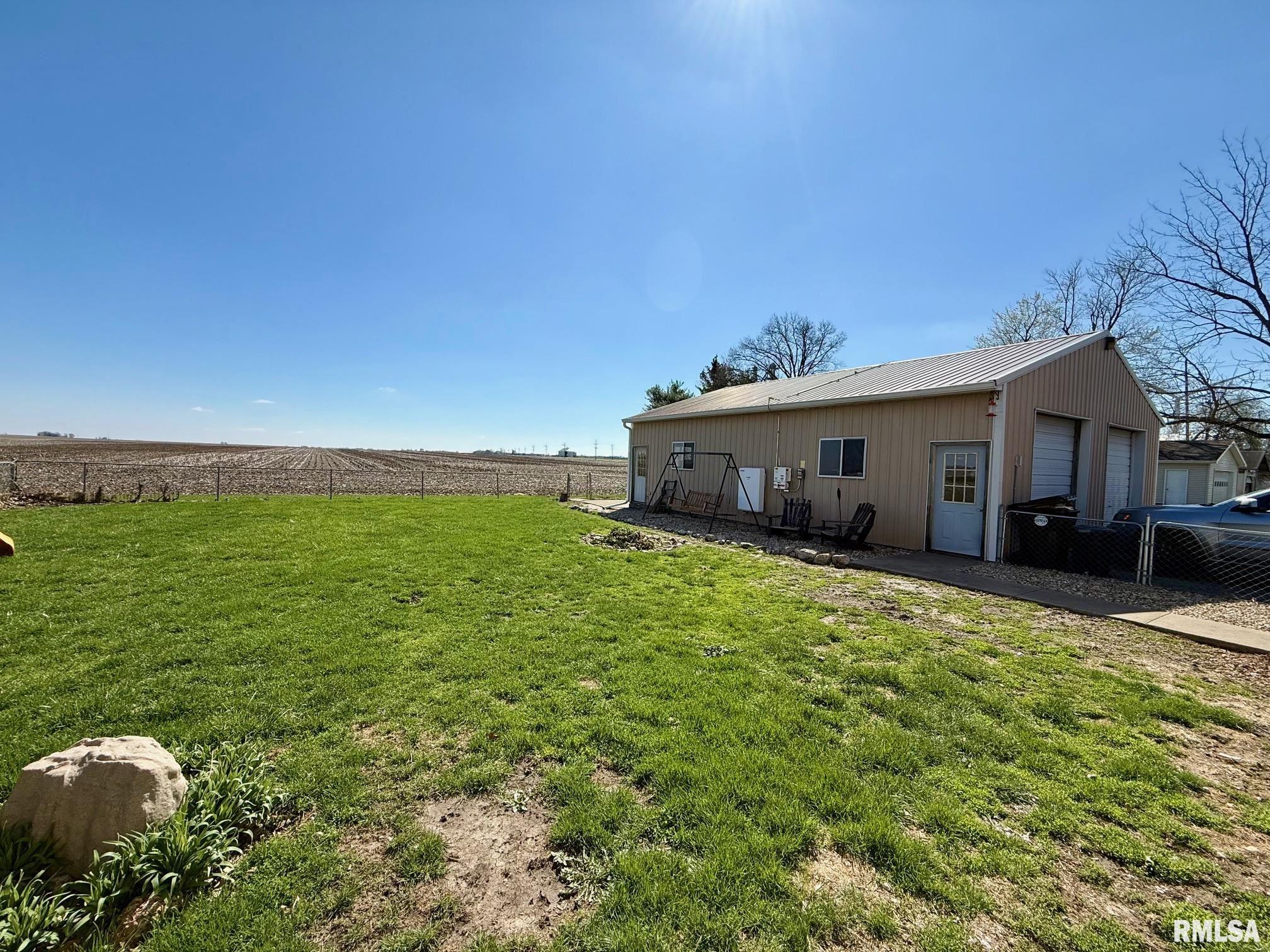 1736 600th Avenue Lincoln, IL 62656 - Photo 33 of 37