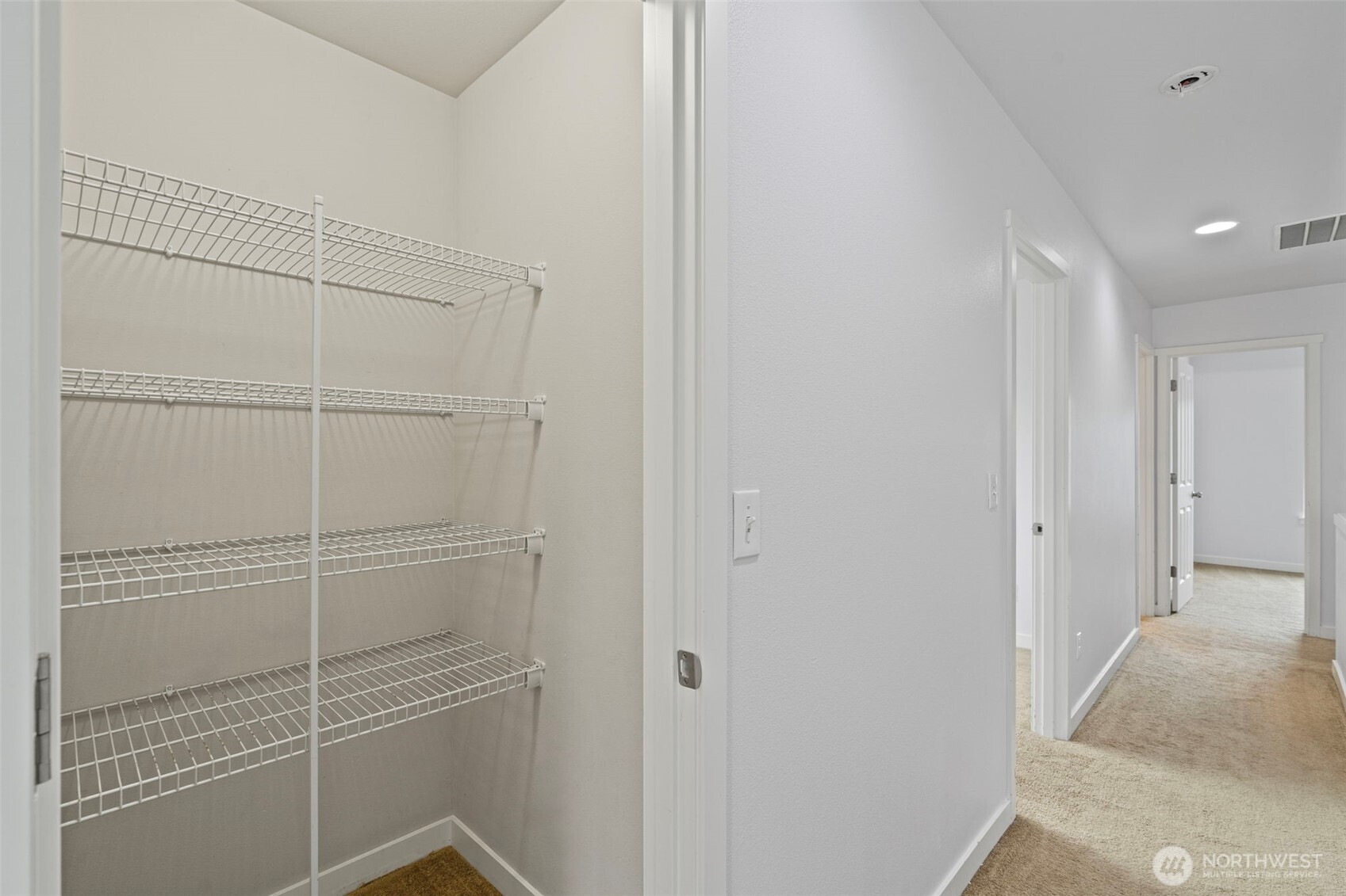 254 Parkside Loop Chehalis, WA 98532 - Photo 28 of 40 a view of a room with cabinet