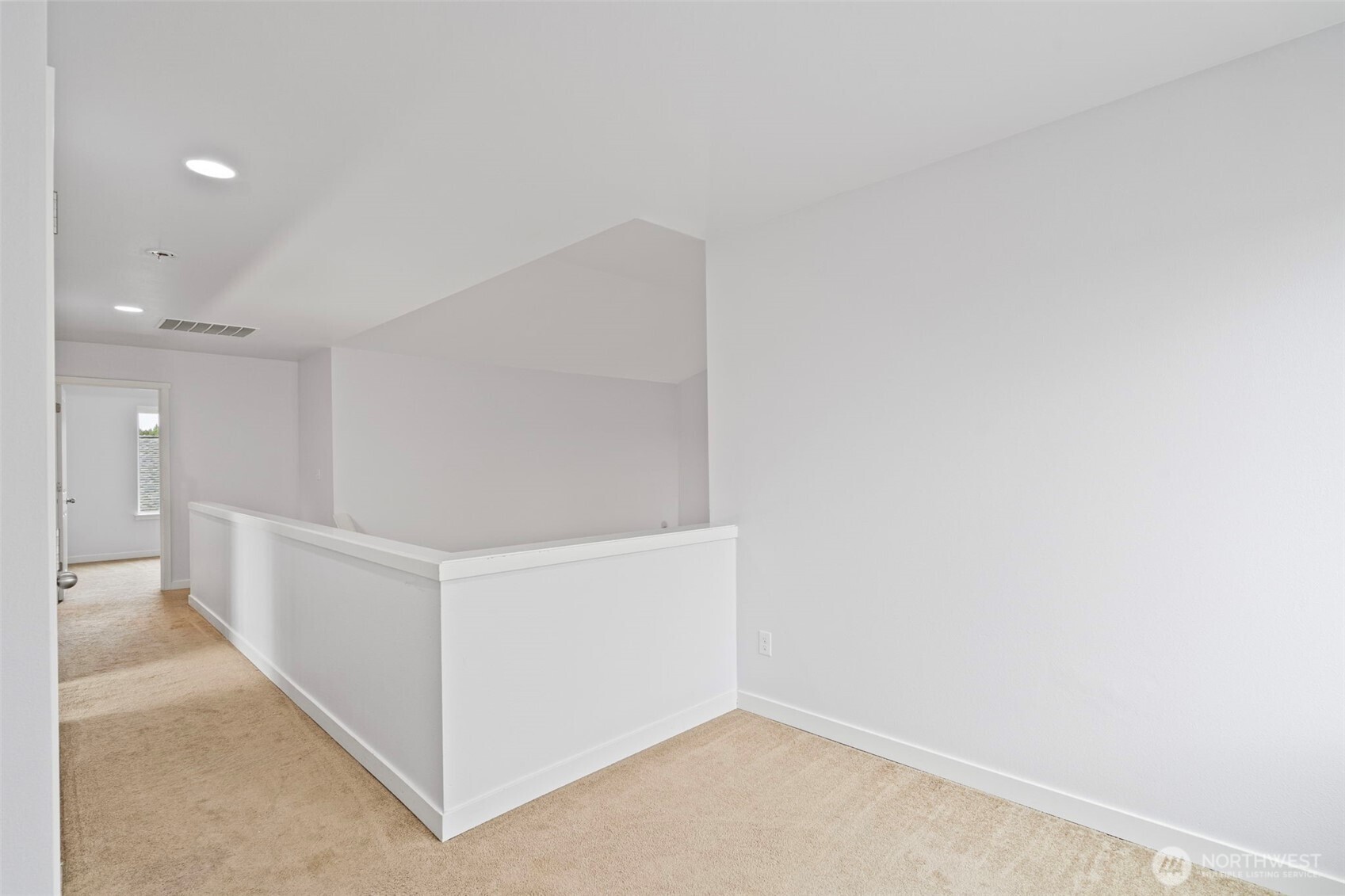254 Parkside Loop Chehalis, WA 98532 - Photo 31 of 40 a view of an empty room