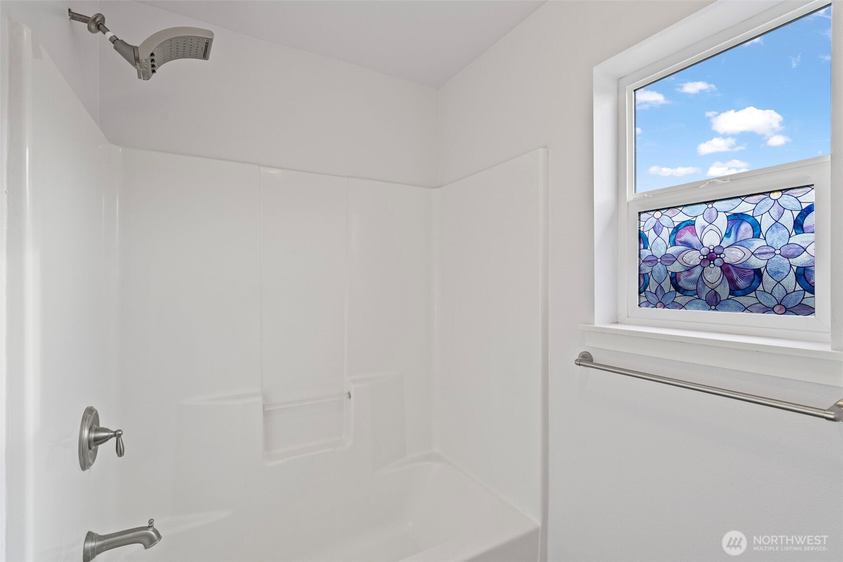 254 Parkside Loop Chehalis, WA 98532 - Photo 34 of 40 a close up view of a bathroom