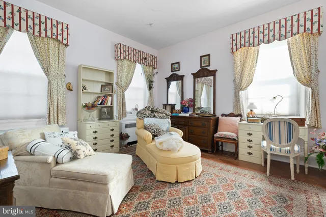 $1,200,000 | 692 Bayview Road, Middletown, DE 19709