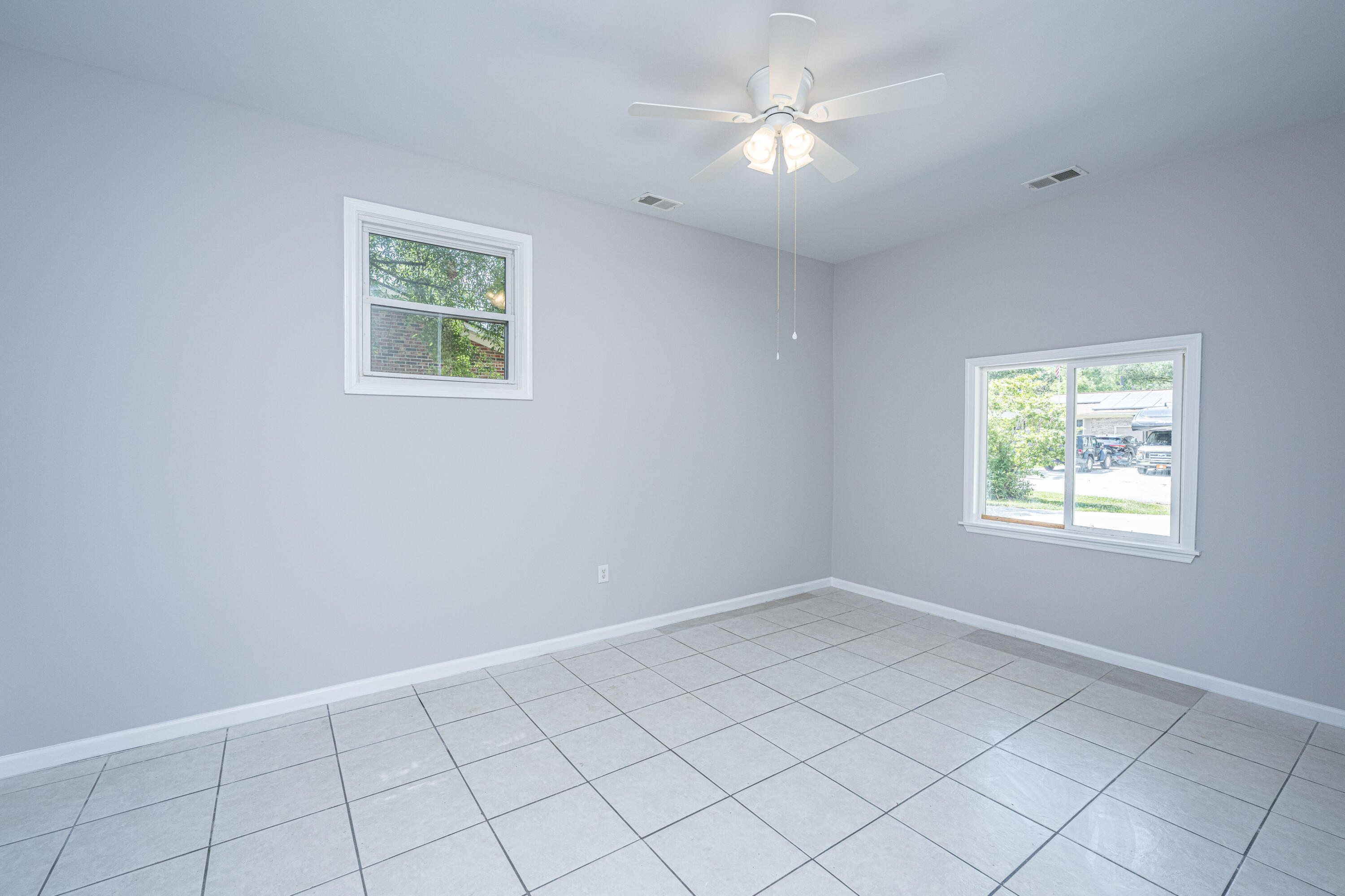 113 Monroe Drive Ladson, SC 29456 - Photo 14 of 29 113Monroe018