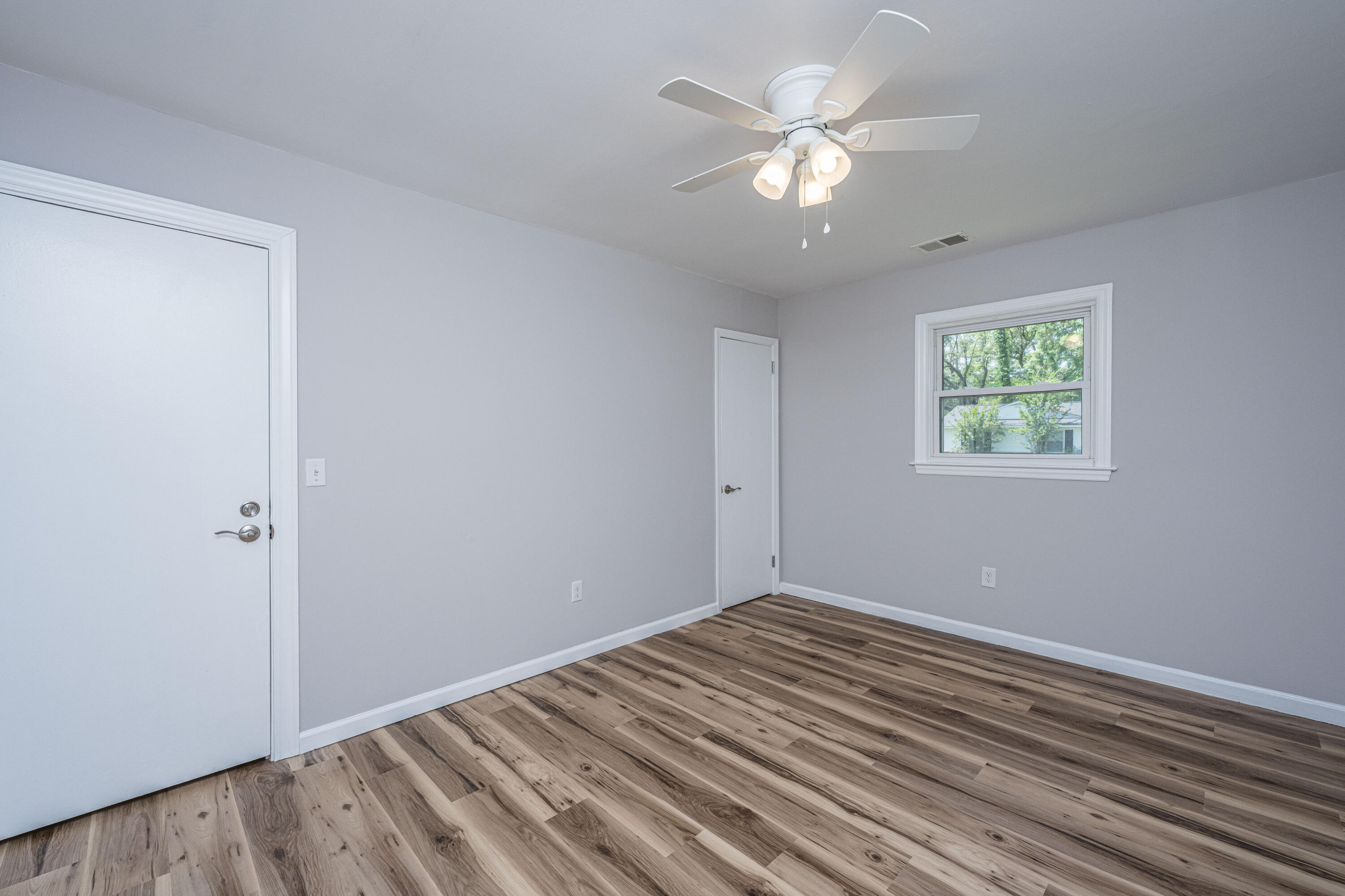 113 Monroe Drive Ladson, SC 29456 - Photo 16 of 29 113Monroe032