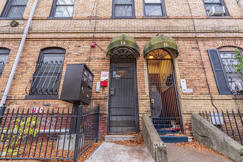 14 Pompeii Street, Unit 2 Boston, MA 02119 - Photo 11 of 11 a front view of a house
