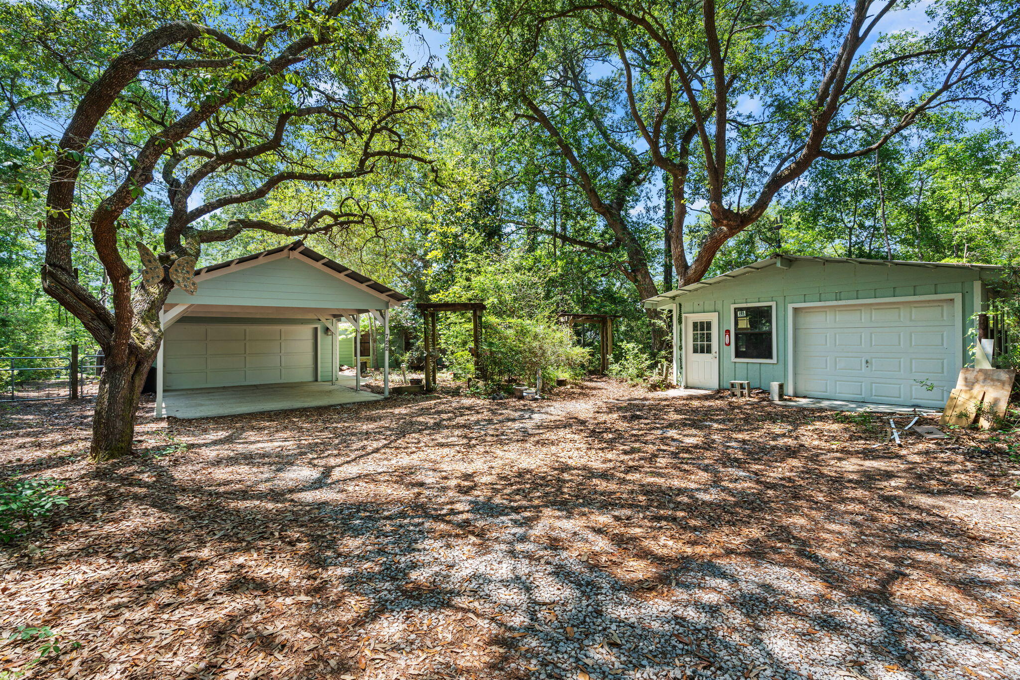 722 Mallet Bayou Road Freeport, FL 32439 - Photo 3 of 47 3-web-or-mls-722 Mallet-03