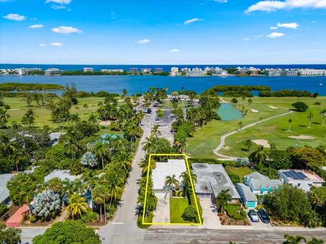 $779,000 | 632 North Lakeside Drive, Lake Worth Beach, FL 33460