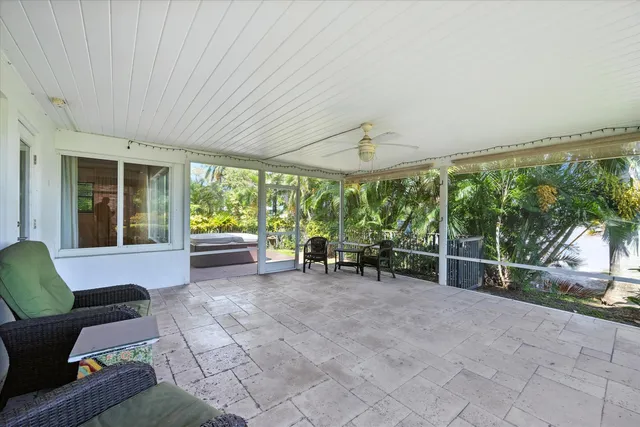 $779,000 | 632 North Lakeside Drive, Lake Worth Beach, FL 33460