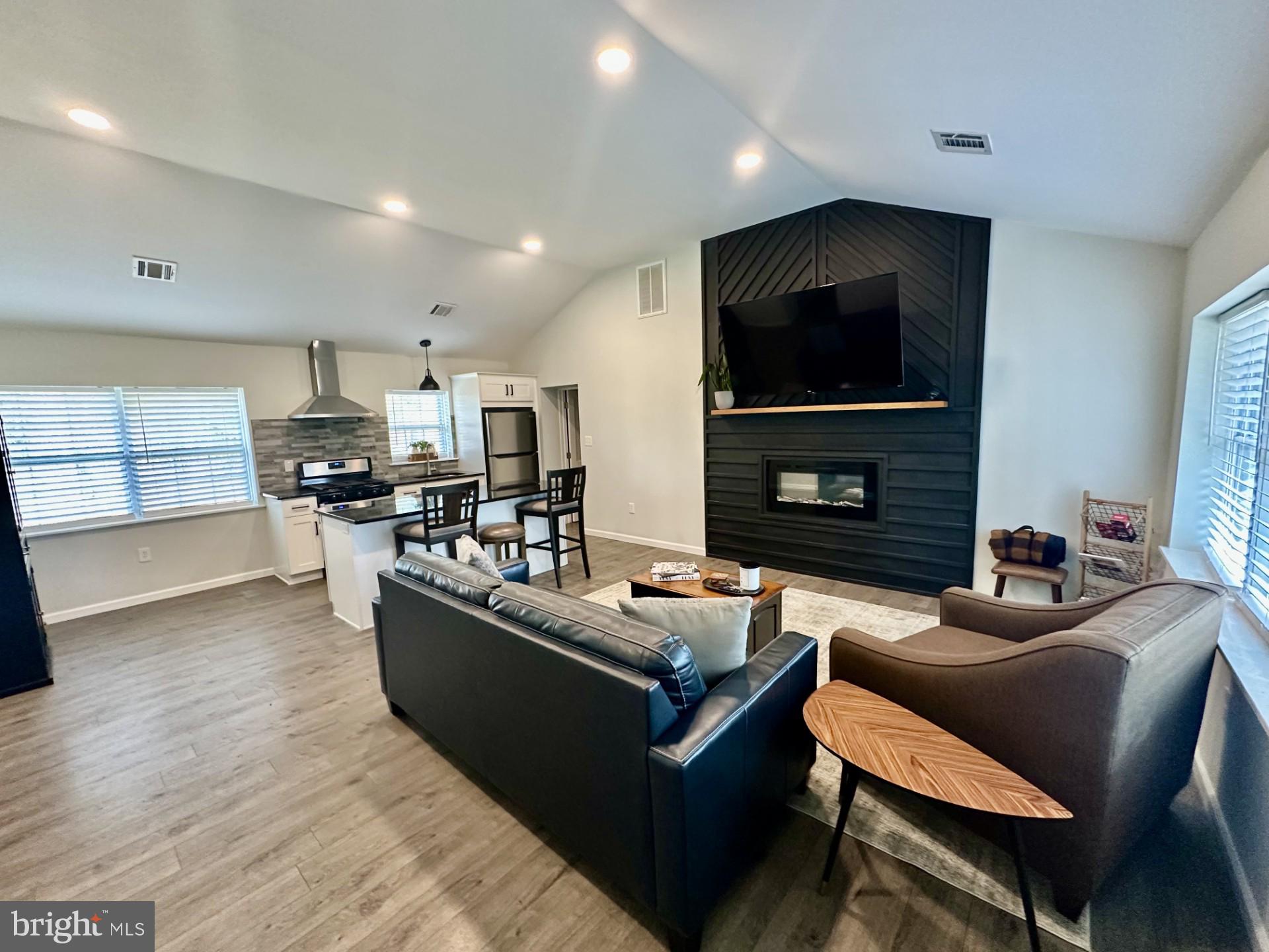 5711 Highway 9 Tuckerton, NJ 08087 - Photo 4 of 41