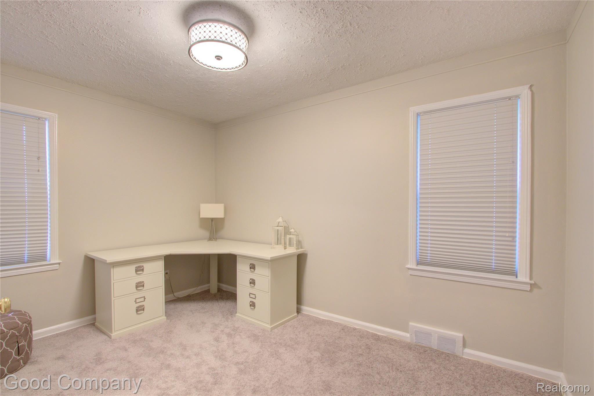851 Cambridge Road Berkley, MI 48072 - Photo 16 of 39 851 Cambridge Rd. 16