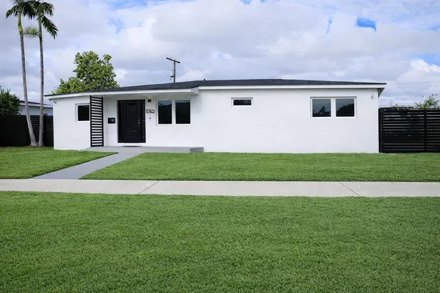 $4,975 | 7825 Southwest 35th Terrace, Miami, FL 33155