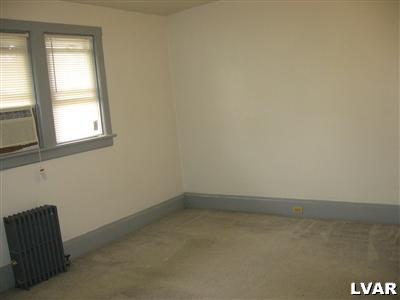 903 Spring Street Bethlehem, PA 18018 - Photo 9 of 10