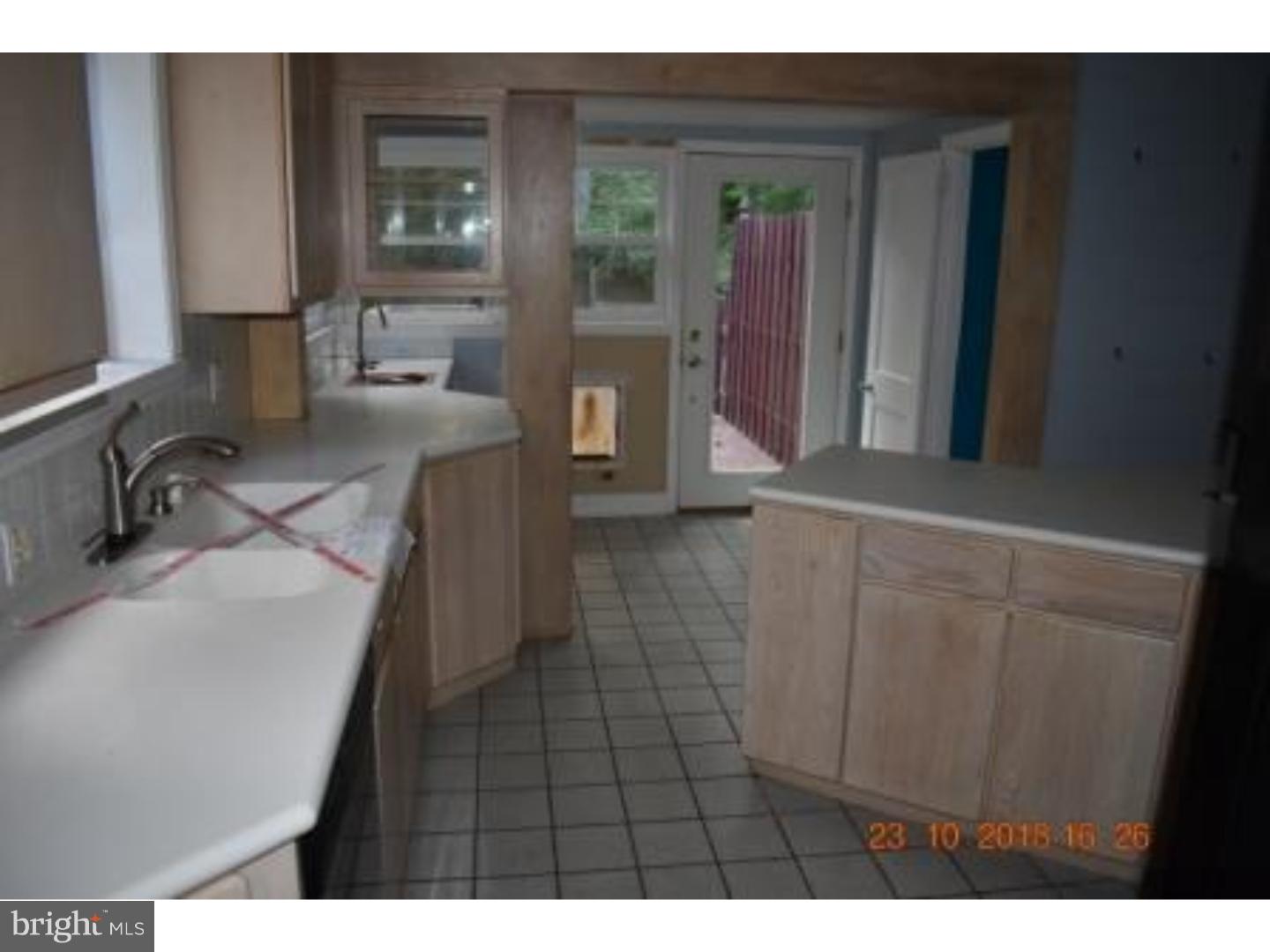 1904 Zebley Road Wilmington, DE 19810 - Photo 4 of 6 Kitchen