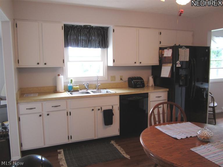 4585 Windfall Road Medina, OH 44256 - Photo 5 of 12 Gallery Image 5