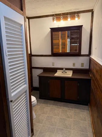 $1,400 | 9 Whitcomb Street, Unit 2L, Webster, MA 01570