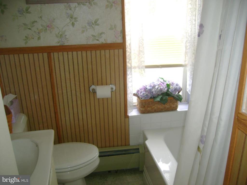 234 Rexmont Road Lebanon, PA 17042 - Photo 4 of 6 Gallery Image 4