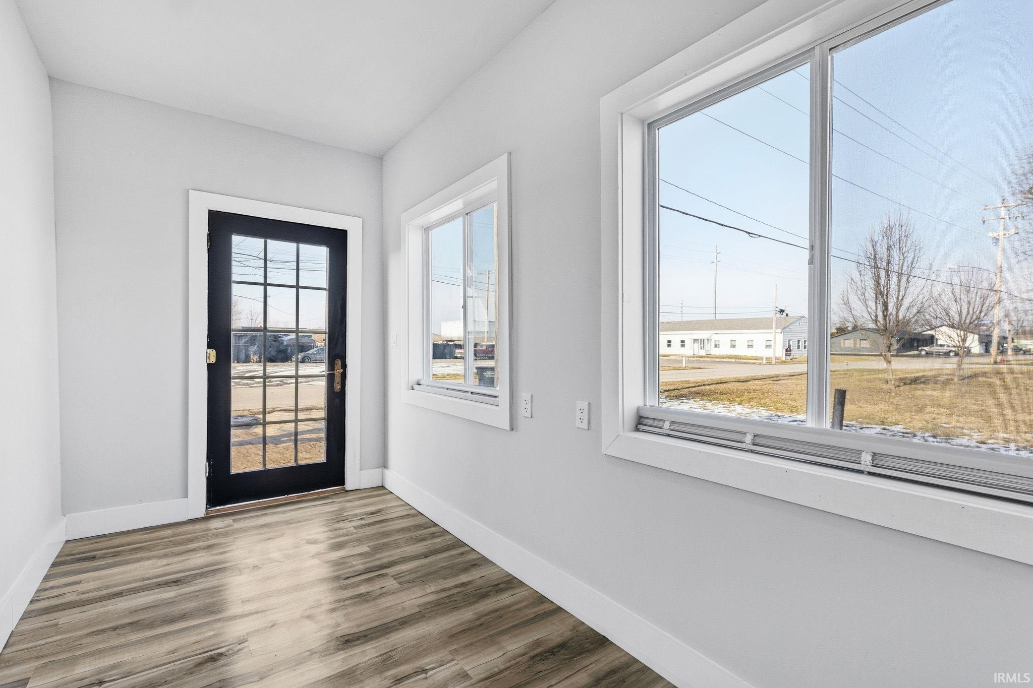 217 South 4th Street Tipton, IN 46072 - Photo 2 of 28