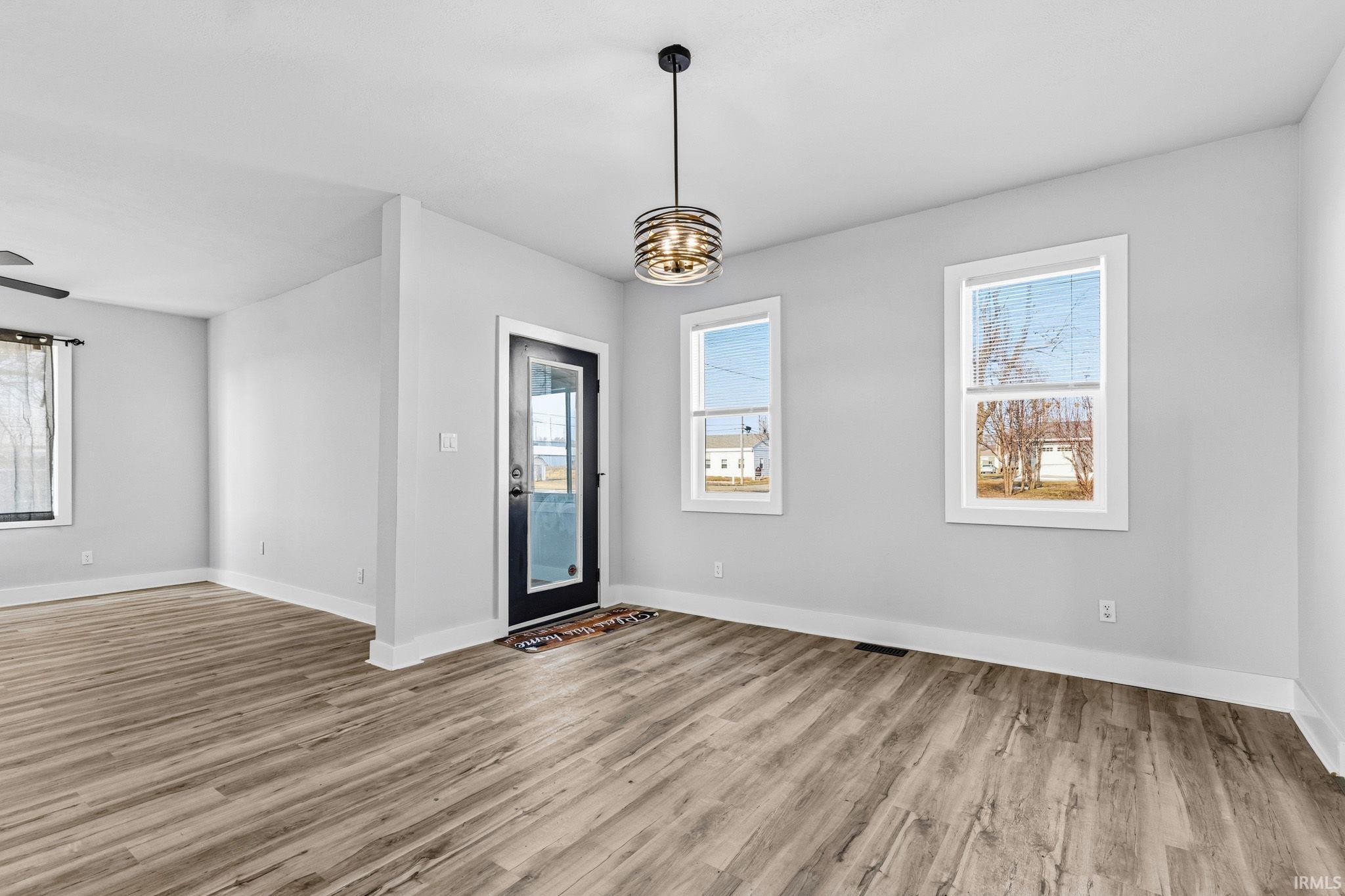 217 South 4th Street Tipton, IN 46072 - Photo 5 of 28