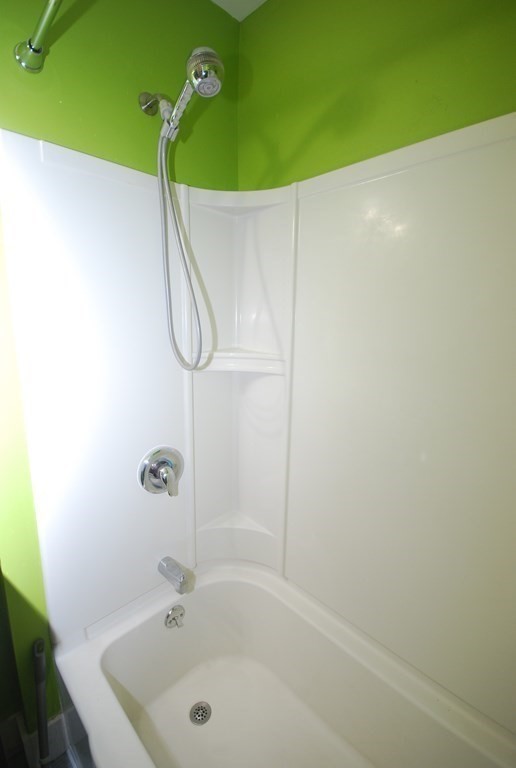 43 Castle Street Springfield, MA 01118 - Photo 36 of 42