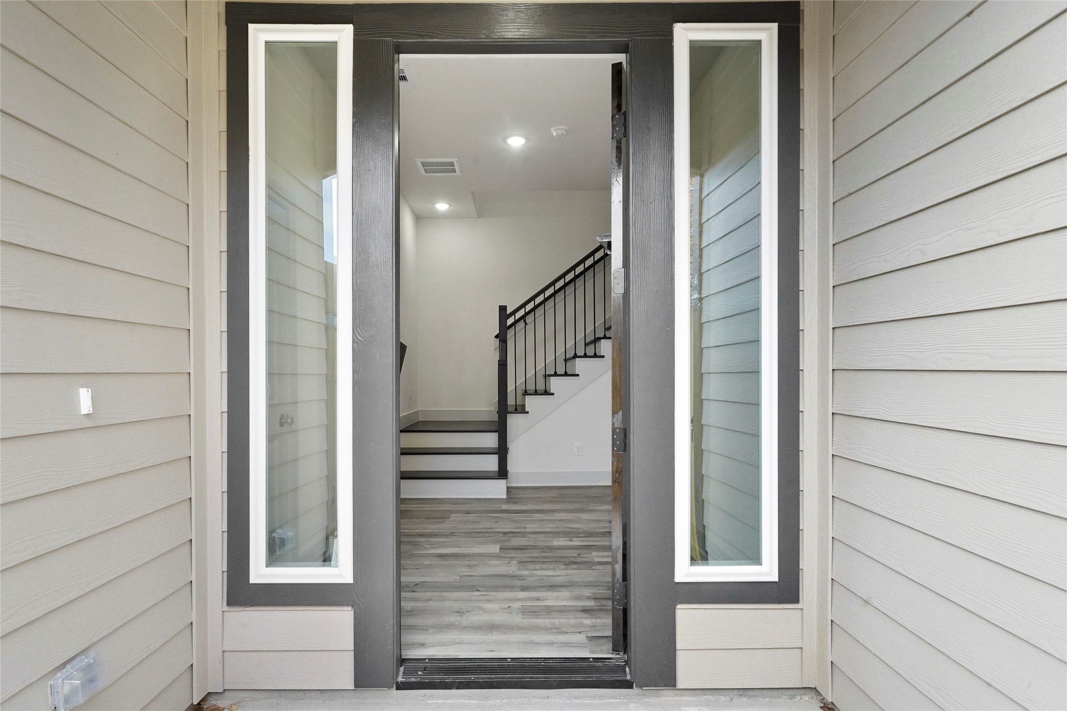 7242 St Augustine Street, Unit B Houston, TX 77021 - Photo 3 of 20