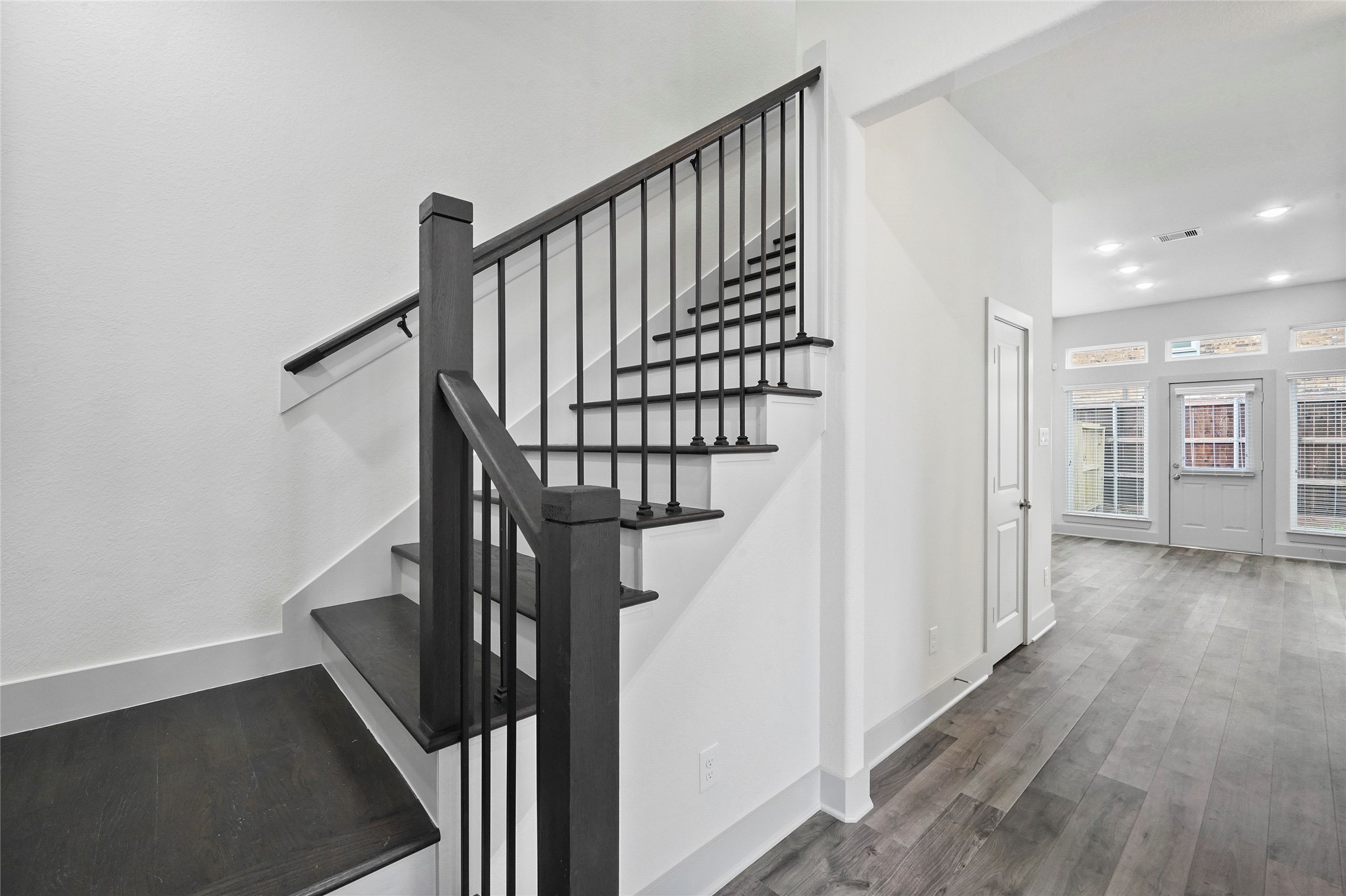 7242 St Augustine Street, Unit B Houston, TX 77021 - Photo 4 of 20