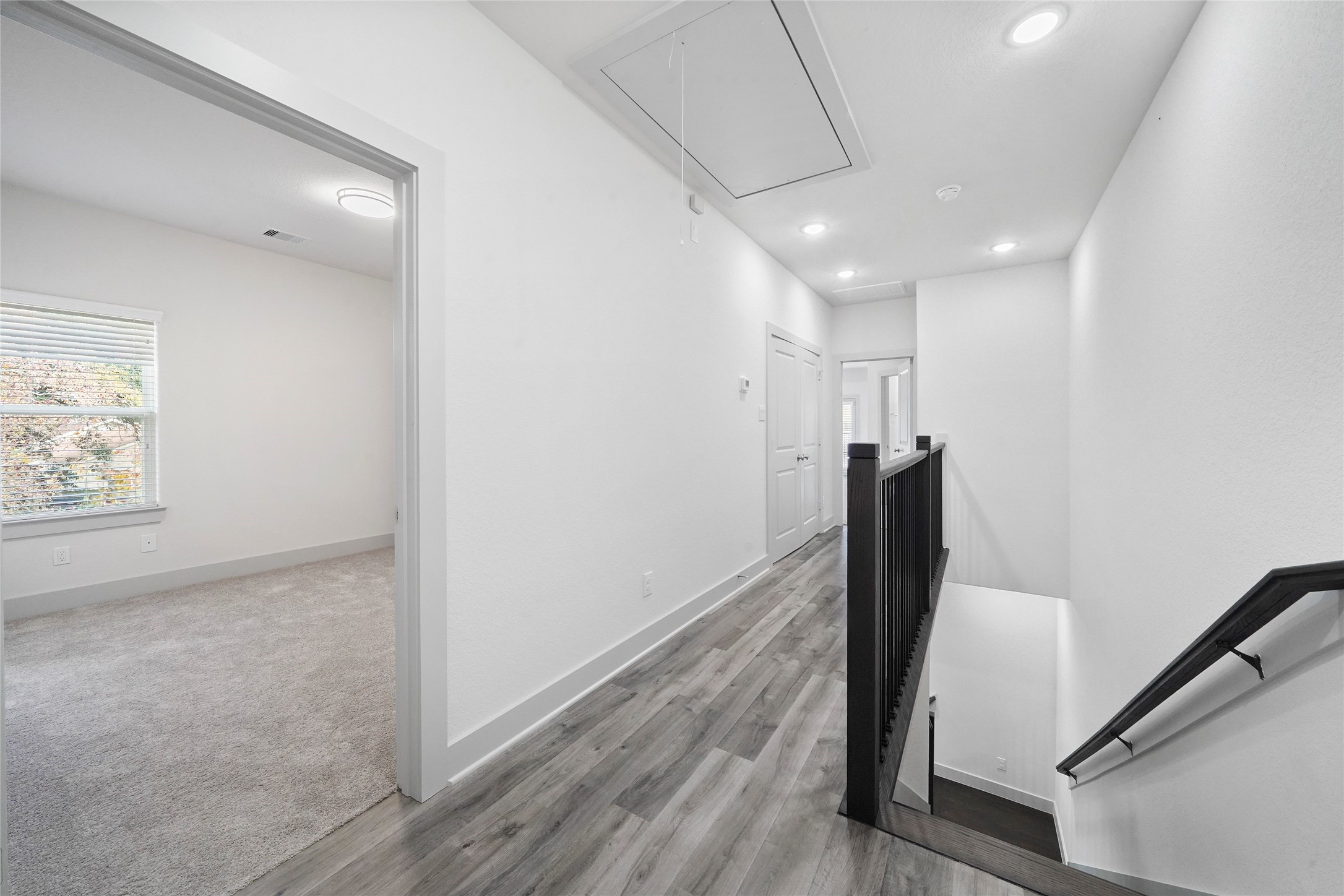 7242 St Augustine Street, Unit B Houston, TX 77021 - Photo 10 of 20 *INTERIOR PHOTOS TAKEN PRIOR TO CURRENT TENANT*