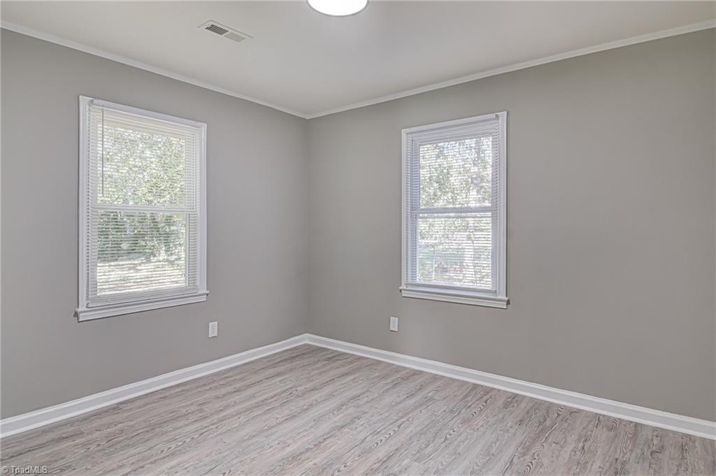 1418 Valley Ridge Drive High Point, NC 27260 - Photo 21 of 29 Gallery Image 21
