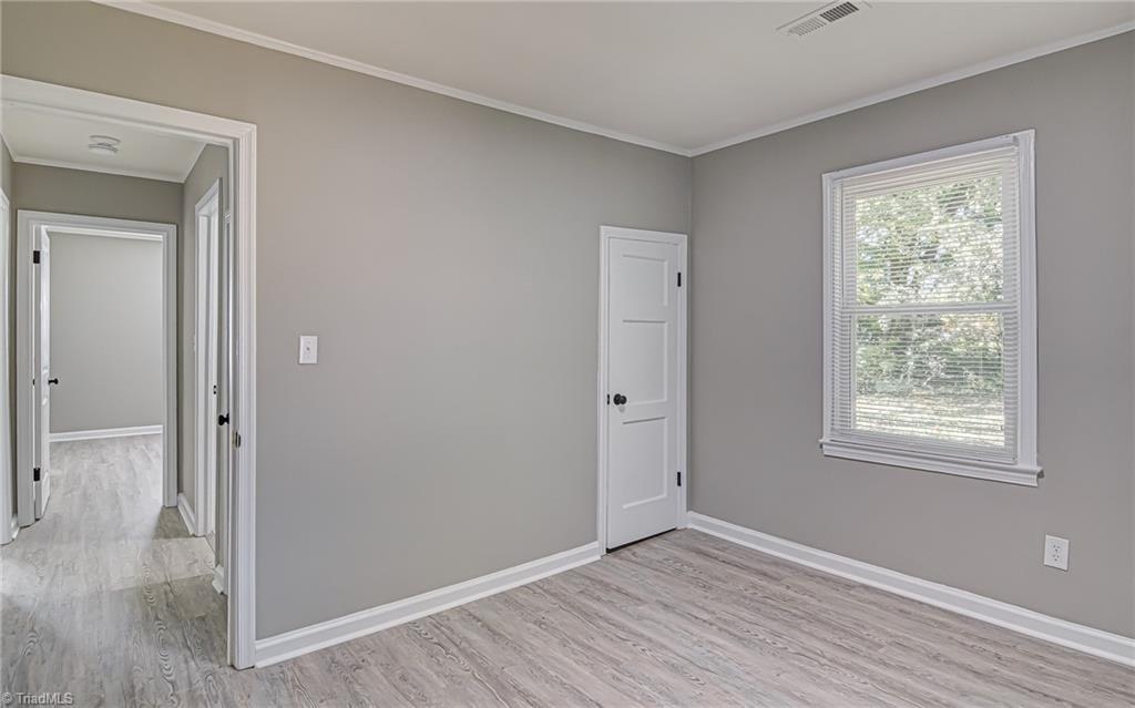 1418 Valley Ridge Drive High Point, NC 27260 - Photo 22 of 29 Gallery Image 22