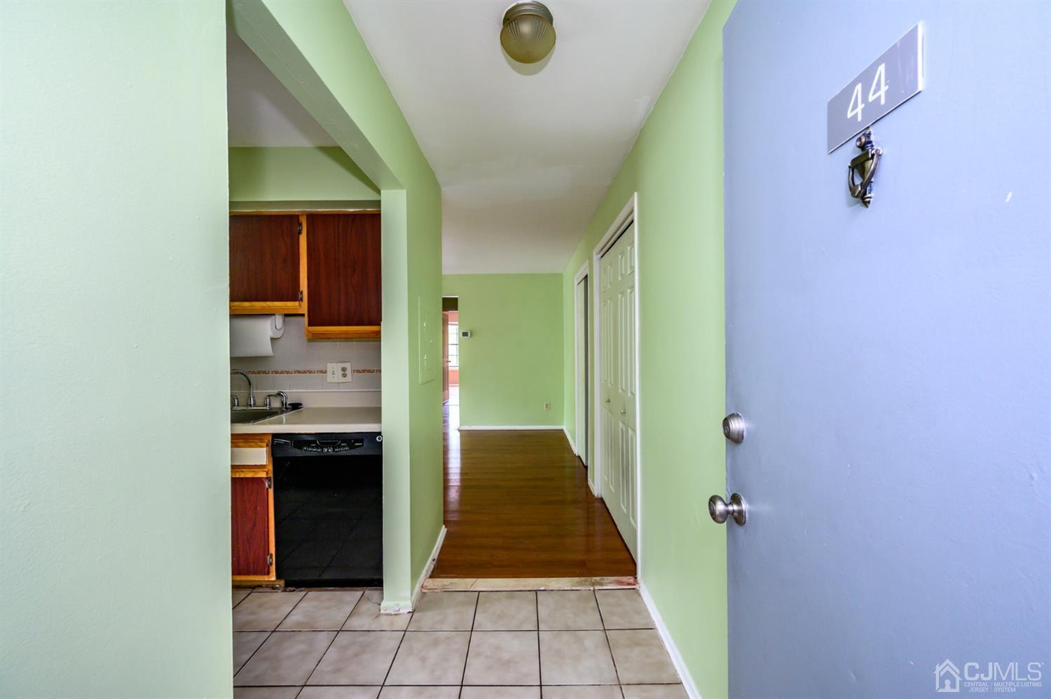 44 Boulder Drive Edison, NJ 08817 - Photo 4 of 21 a view of a hallway and a kitchen