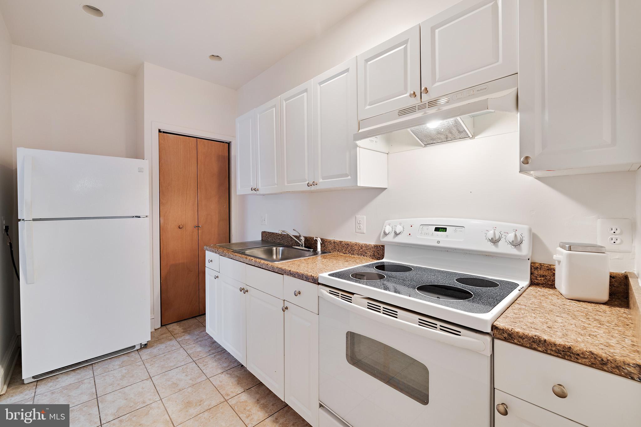 1508 23rd Street Southeast Washington, DC 20020 - Photo 10 of 22 Kitchen