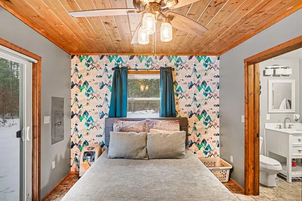 $260,000 | 3921 Laurel Drive, White Cloud, MI 49349