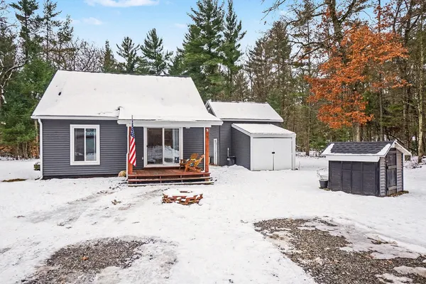 $260,000 | 3921 Laurel Drive, White Cloud, MI 49349