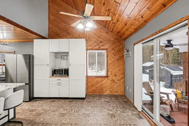 $290,000 | 3921 Laurel Drive, White Cloud, MI 49349