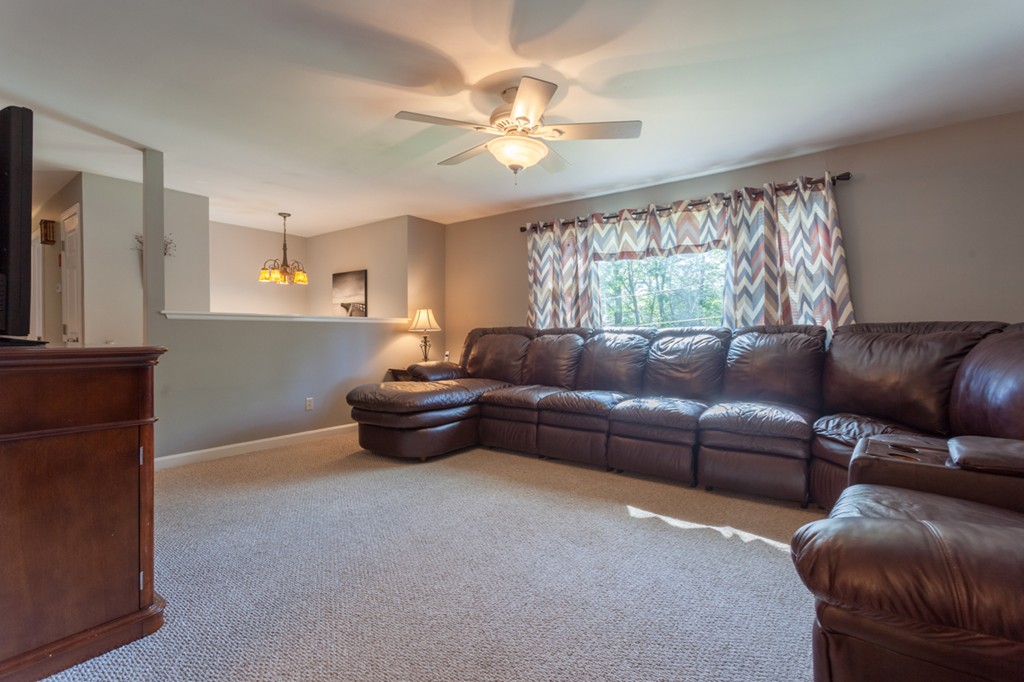 237 Swift Road Northbridge, MA 01588 - Photo 3 of 30