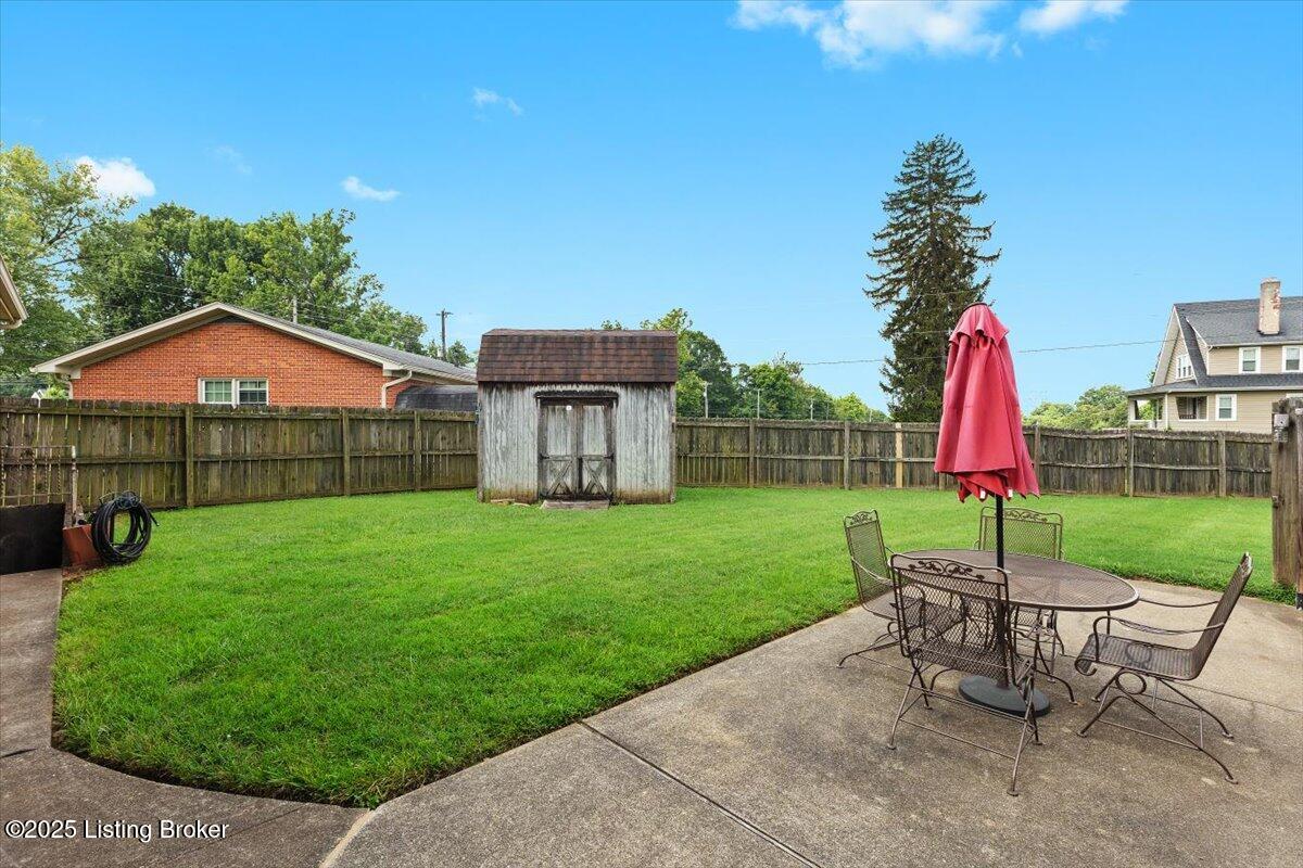 6516 Ridge Cliff Road Louisville, KY 40228 - Photo 27 of 30 31-6516 Ridge Cliff Rd-31