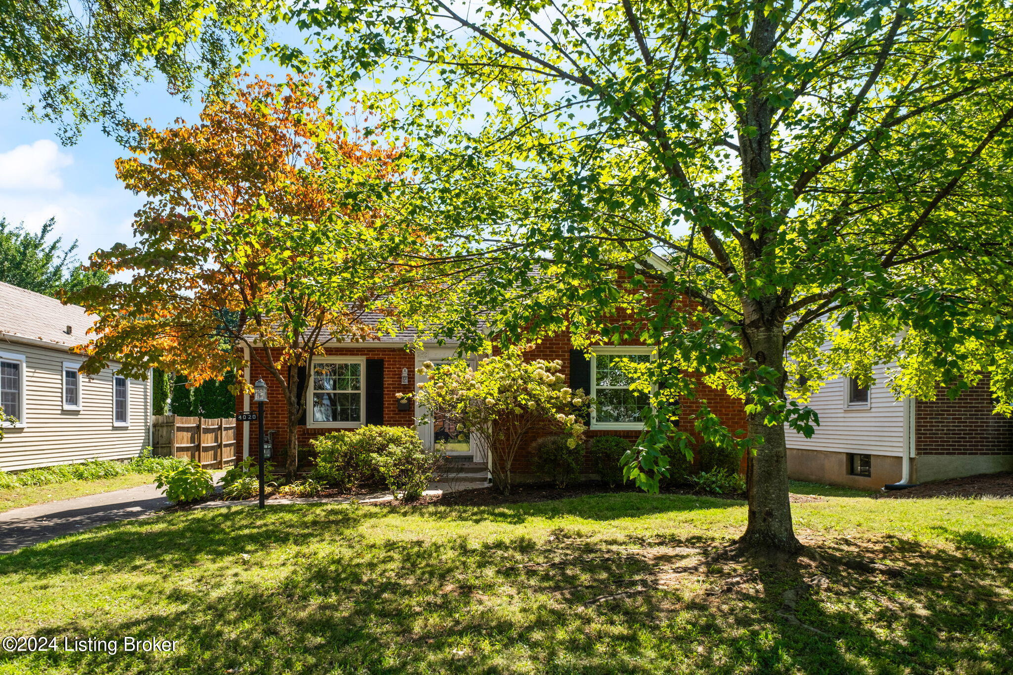 4020 Hillsboro Road Louisville, KY 40207 - Photo 2 of 27 4020 Hillsboro Rd-2