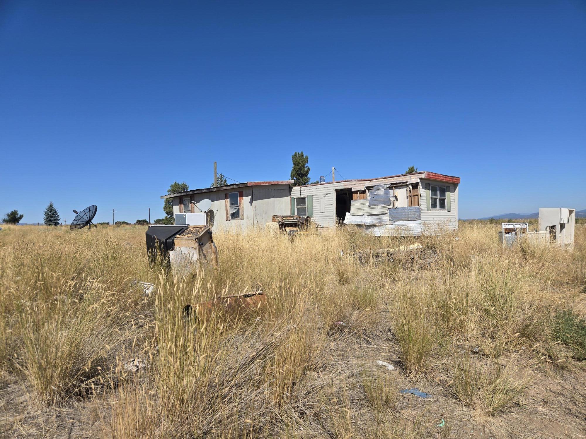 3138 Sheep Mountain Road Macdoel, CA 96058 - Photo 23 of 47 Trailer