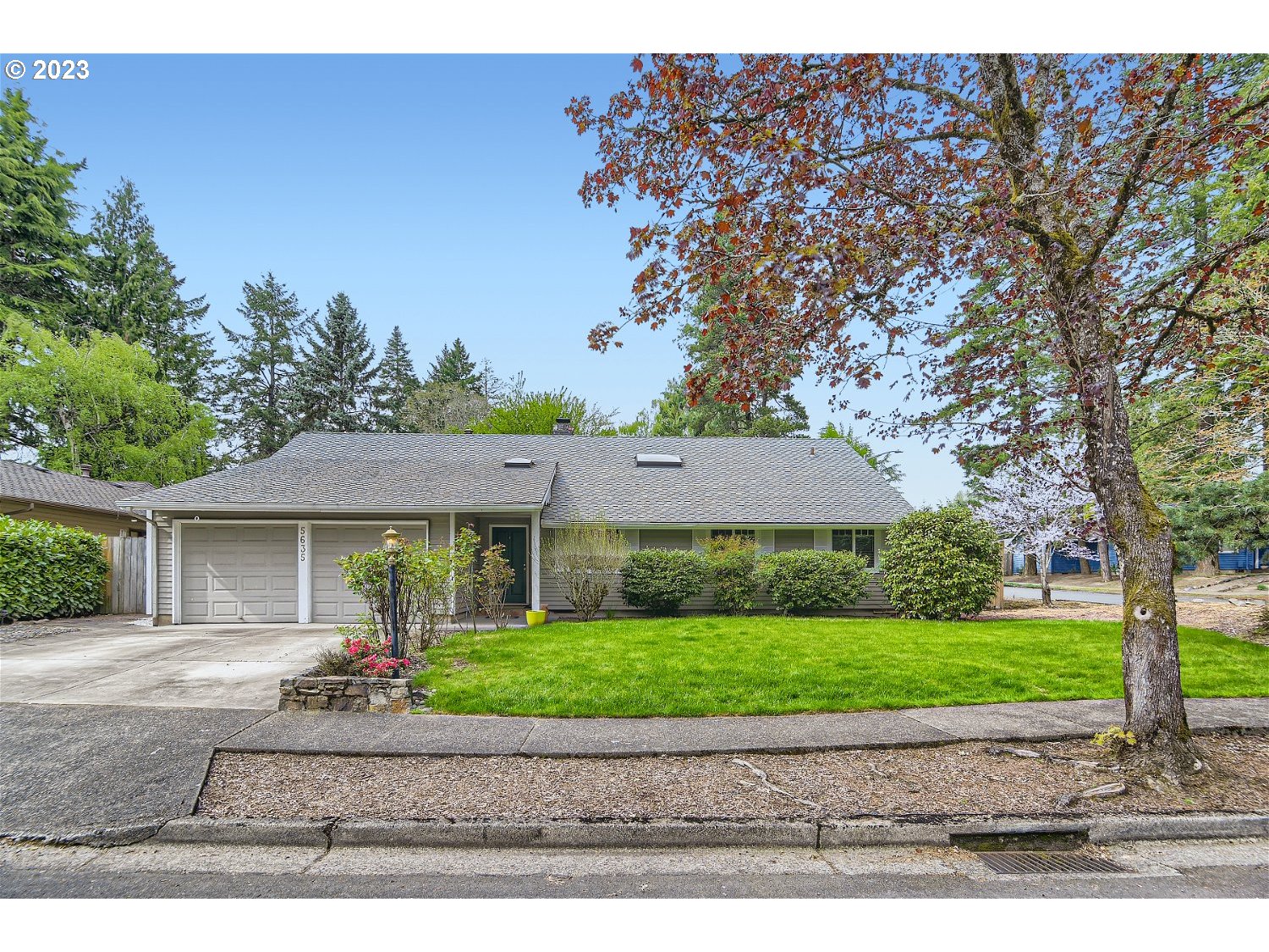 5635 Southwest Glenbrook Road Beaverton, OR 97007 - Photo 1 of 30 Gallery Image 1