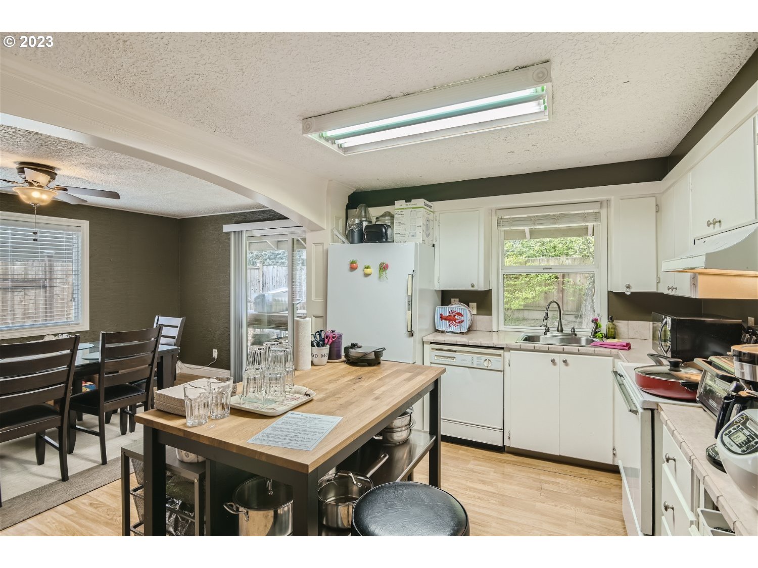 5635 Southwest Glenbrook Road Beaverton, OR 97007 - Photo 12 of 30 Gallery Image 12